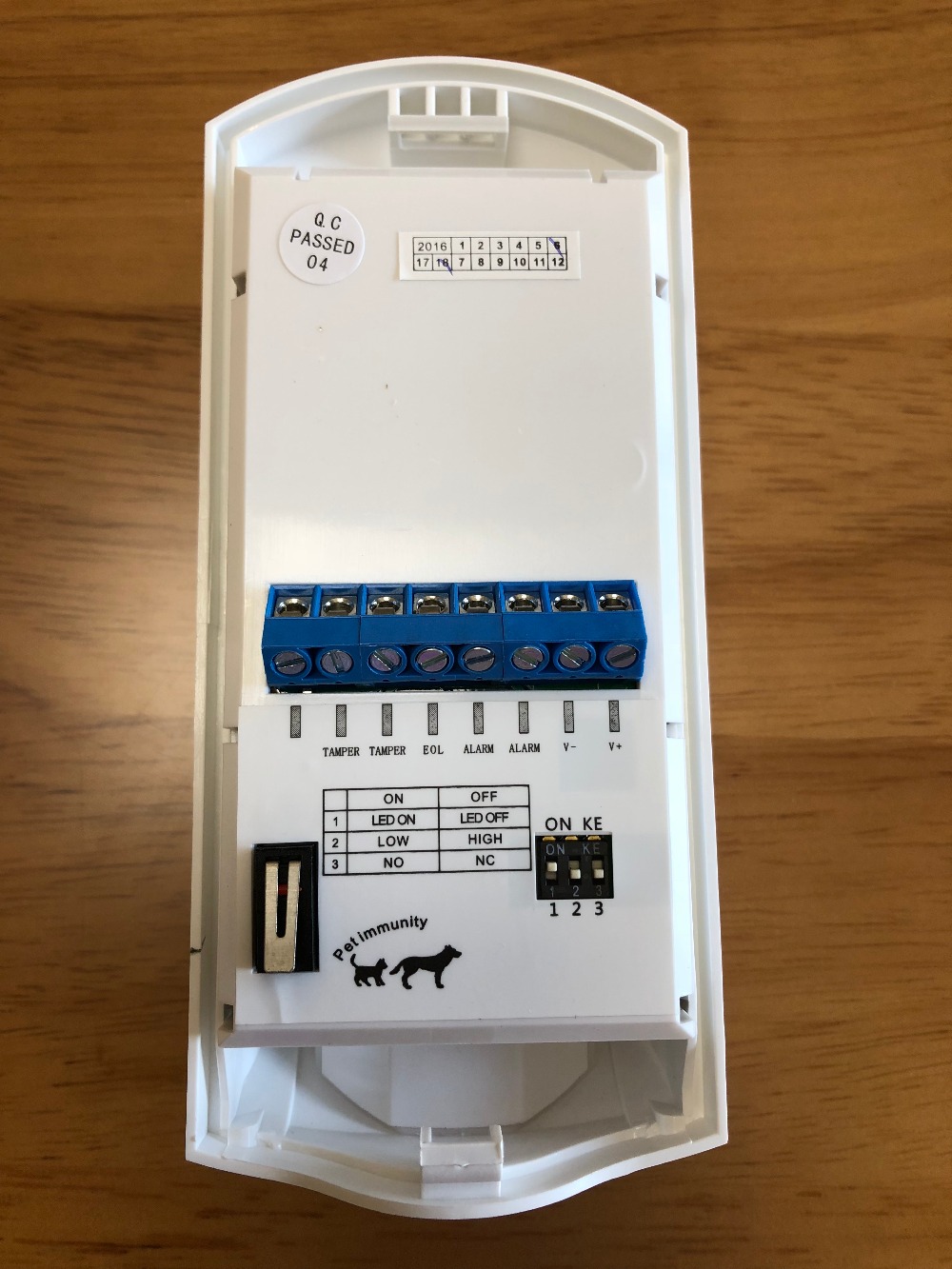 Focus 12V MC-8250 wired digita - Motion Sensor Pir Wired reseña y precio